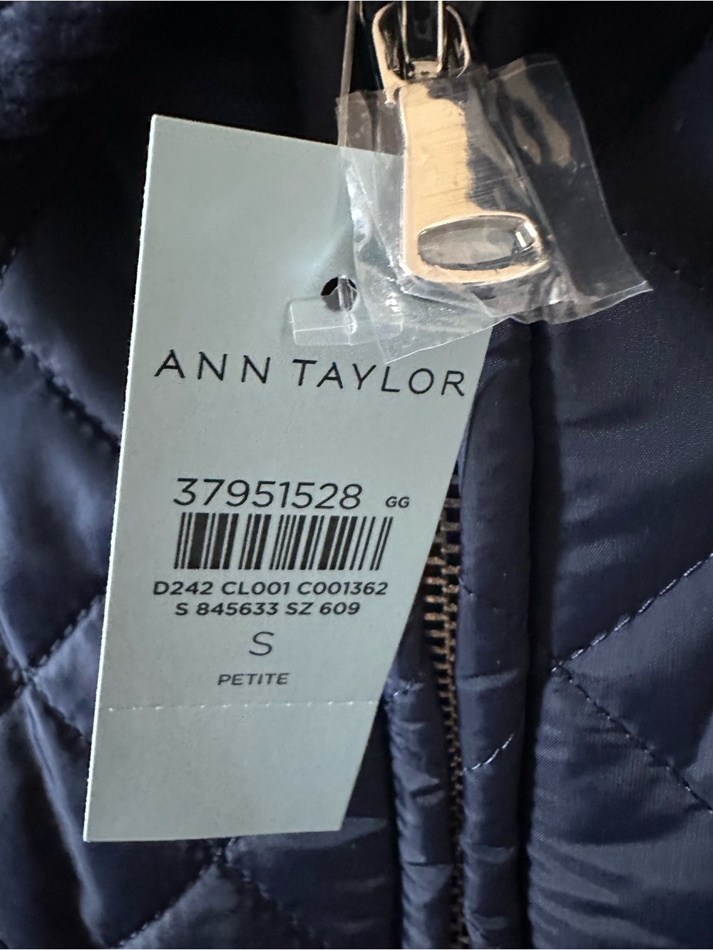 NEW Ann Taylor Weekend Quilted Jacket – Navy – Size Small Petite (SP) – NWT - Picture 4 of 9